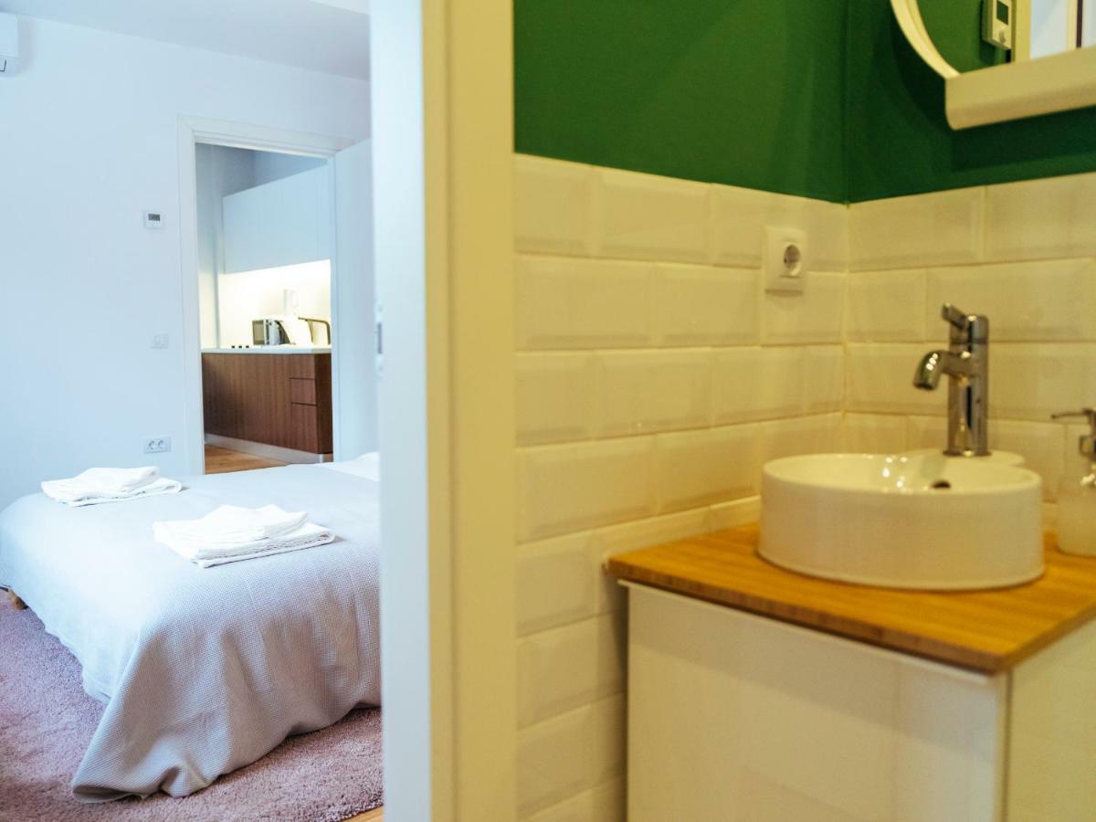 Boutique Luxury Flats - La Maison Du Petit Paris Bukarest Exteriör bild